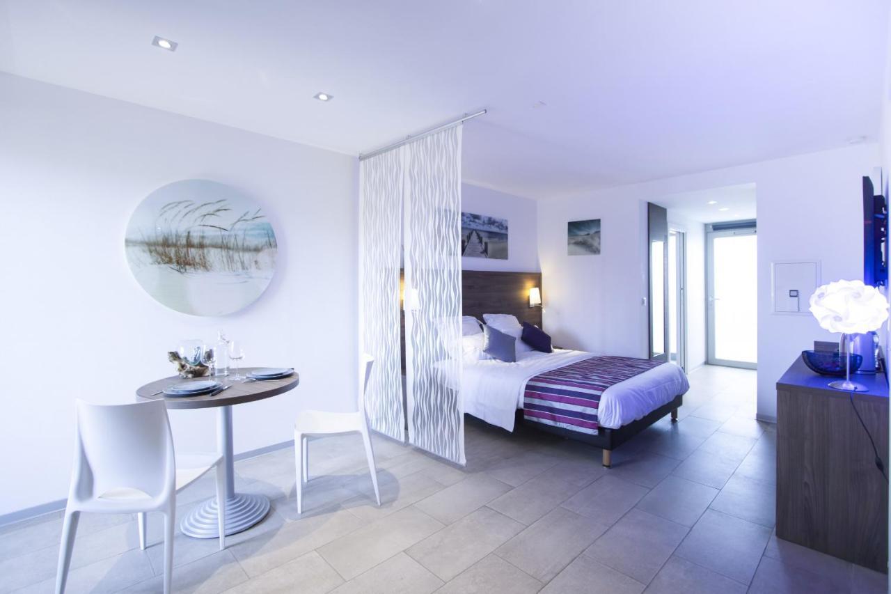 Studio Alon Ideal Pour Vos Vacances Ou Sejours Pros Saint-Cyr-sur-Mer Exteriör bild
