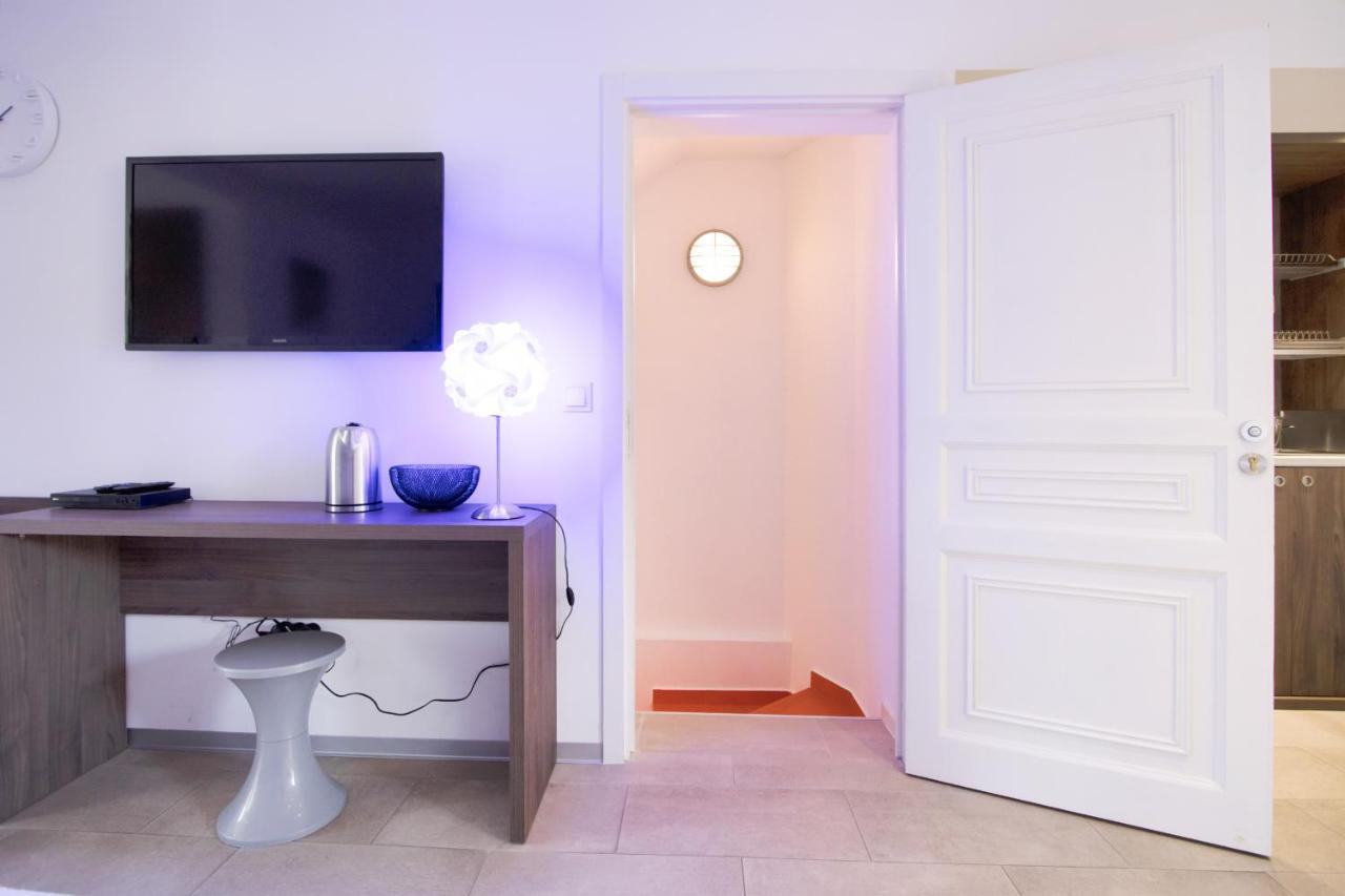 Studio Alon Ideal Pour Vos Vacances Ou Sejours Pros Saint-Cyr-sur-Mer Exteriör bild