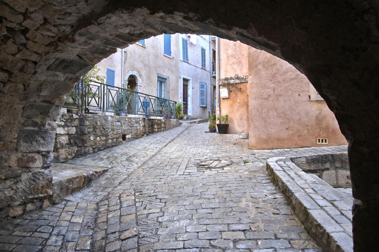 Studio Alon Ideal Pour Vos Vacances Ou Sejours Pros Saint-Cyr-sur-Mer Exteriör bild
